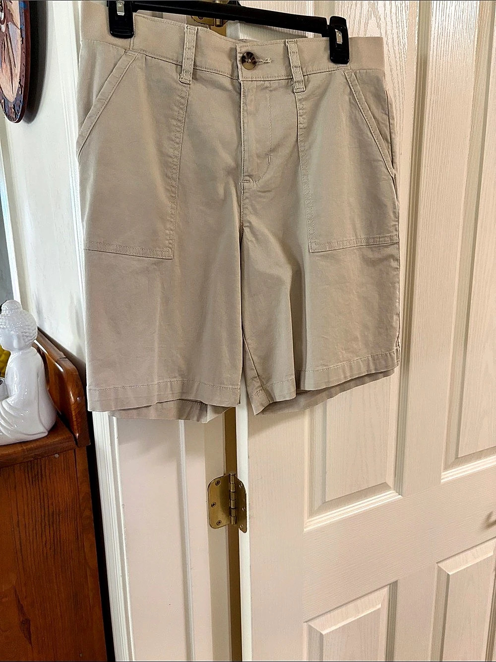 Lee Women's Cotton Cargo Shorts Beige Size Medium
